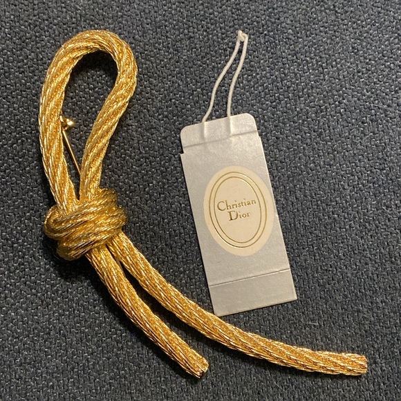 1970’s Vintage Christian Dior Brooch Twisted Rope Knot Loop Large Signed Pin - Picture 11 of 11